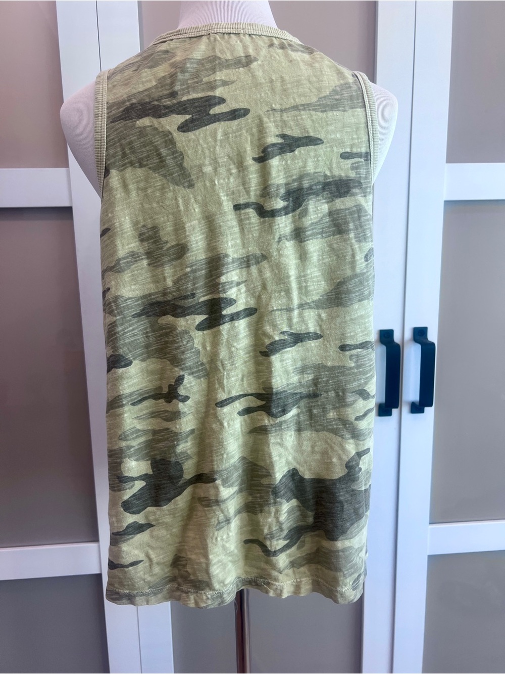 dylan Olive Camo Ruffle-Front Tank - Picture 4 of 7